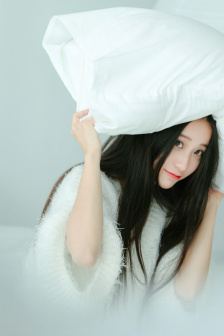 小龙女只感觉哪支巨大的火龙枪